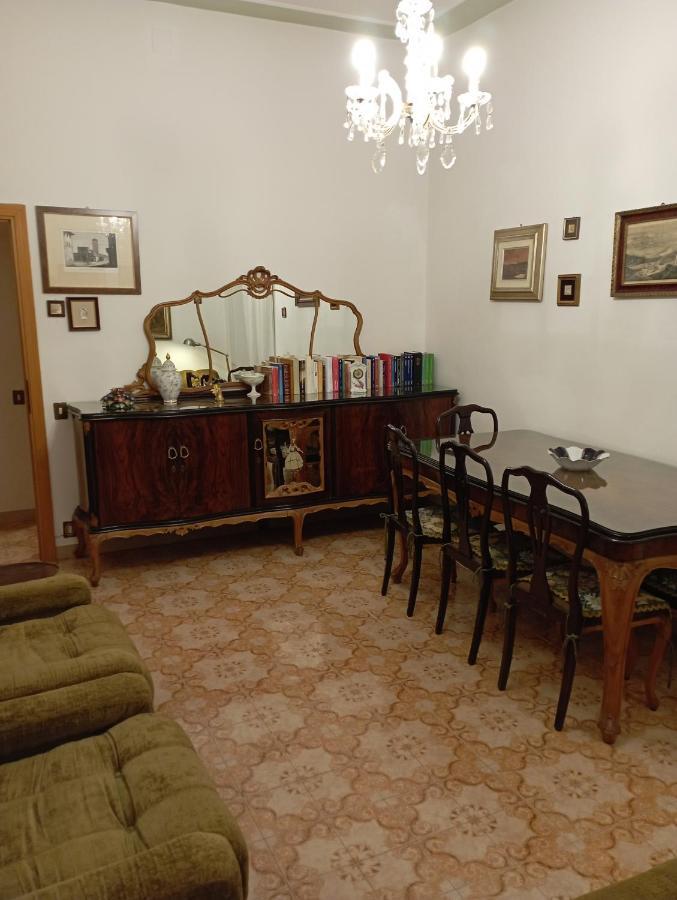 Casa San Carlo Affittacamere Foligno Exterior photo